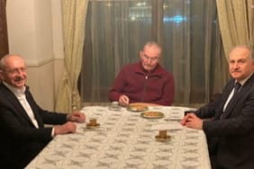 Kılıçdaroğlu, Deniz Baykal'ı evinde ziyaret etti
