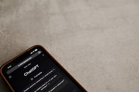 ChatGPT8217nin-Kullanici-Kaybi-Hizlandi-Rakibi-Character.AI-Yukseliste-featured