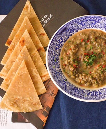 Geleneksel-Sekerpare-Lezzeti-Agizda-Dagilan-Tam-Kivaminda-Tarif-featured