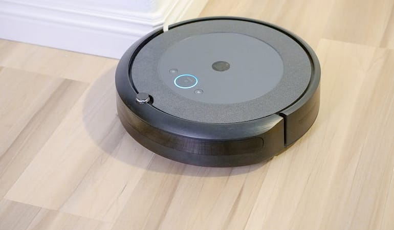 Robot-Supurge-Guvenlik-Acigi-Binlerce-Roomba-j7-Internete-Acik-Kaldi-featured